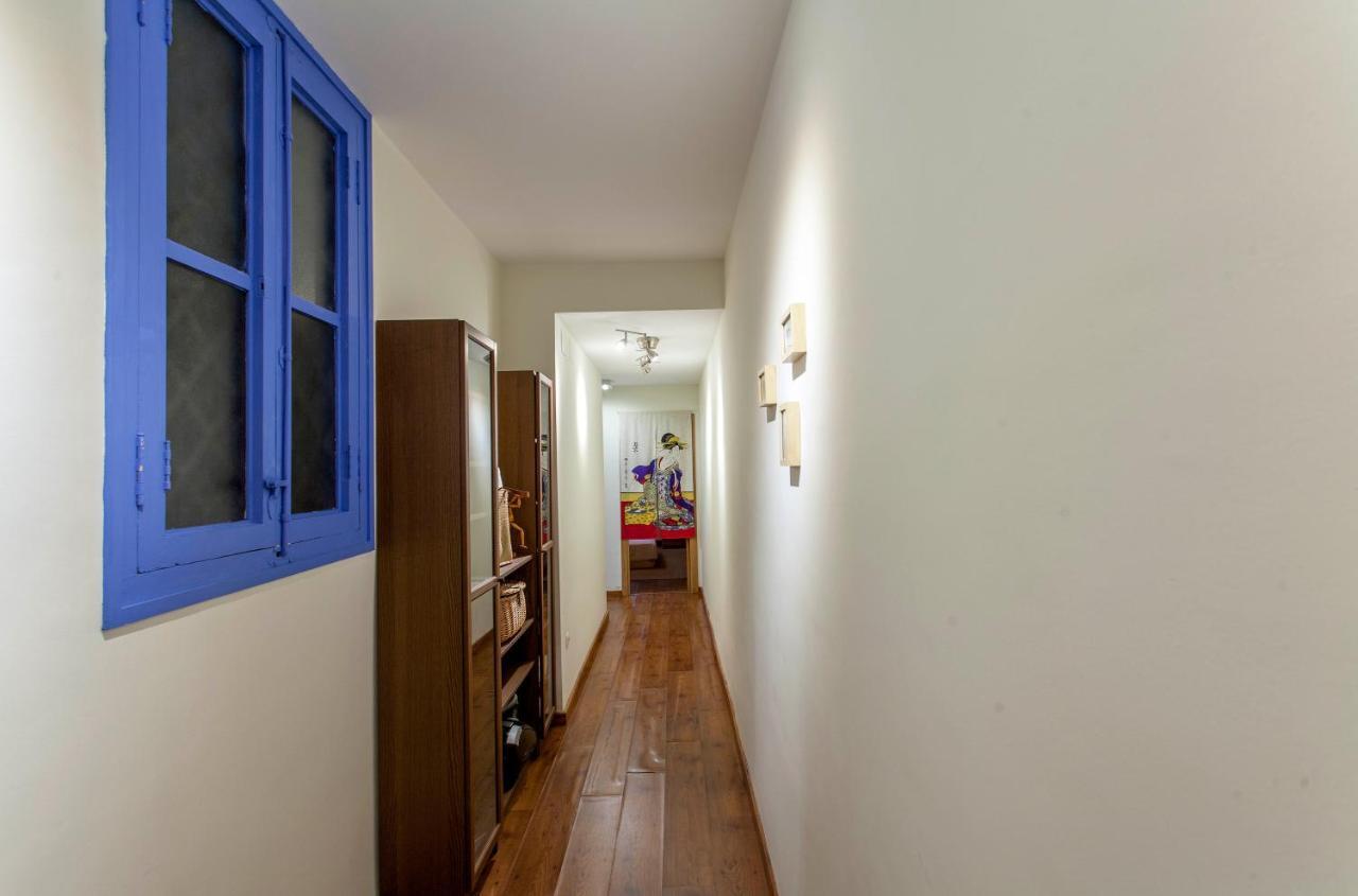 Luxurious & Alluring Home In Historic Town Valencia Bagian luar foto