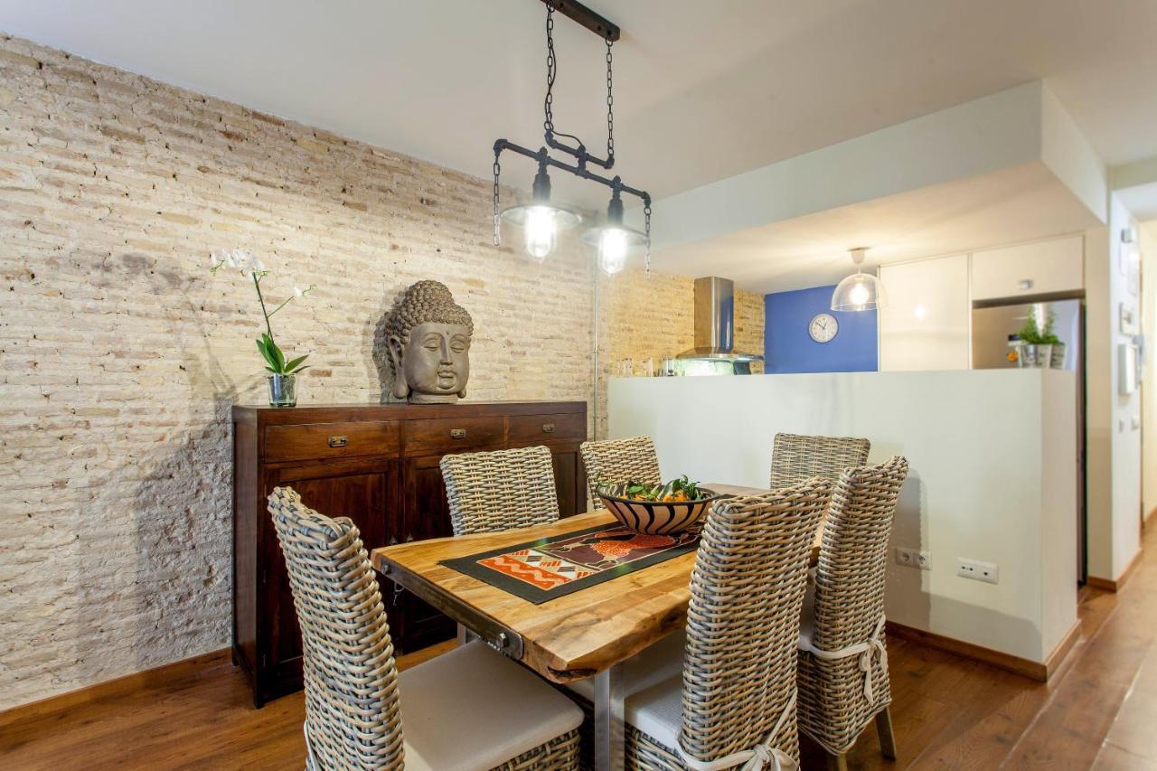 Luxurious & Alluring Home In Historic Town Valencia Bagian luar foto